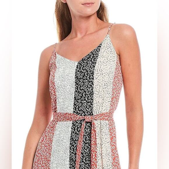 Skies Are Blue Mixed Print V-Neck Sleeveless Maxi Dress in SIZE MEDIUM - Picture 3 of 12